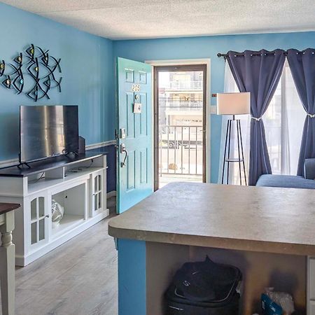 Coastal Condo With Pool, 1 Block To Wildwood Beach! Dış mekan fotoğraf